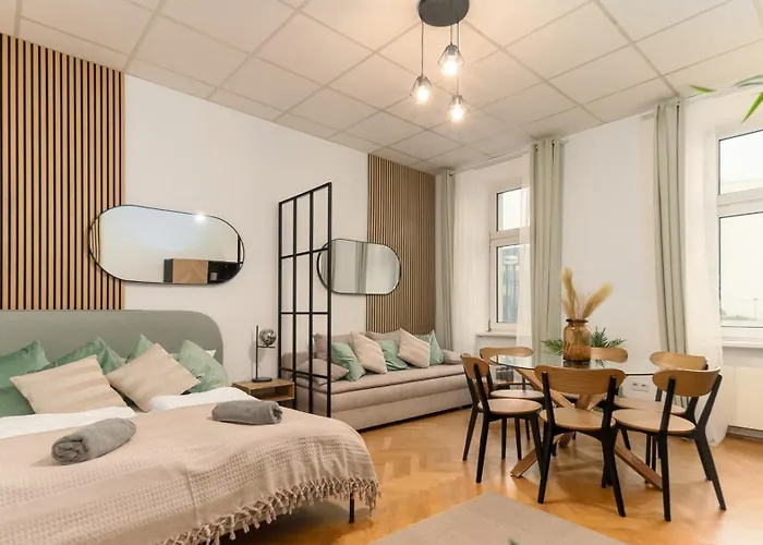 Apartament Monthly - - 5min To Metro U1 And Danube *