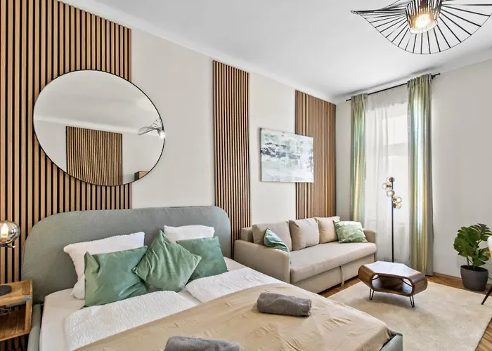 Monthly - - 5min To Metro U1 And Danube Apartament