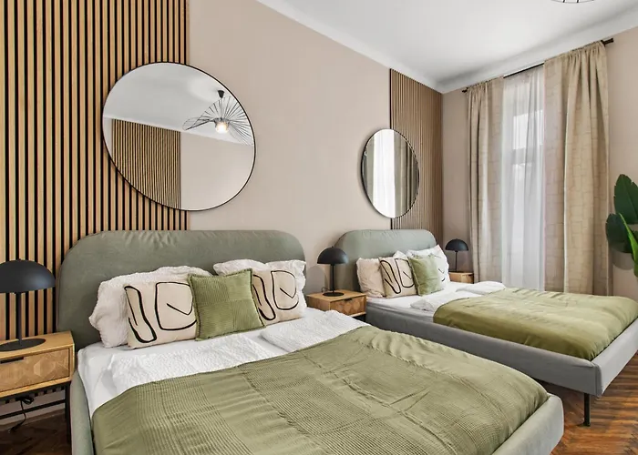 Monthly - - 5min To Metro U1 And Danube Apartament