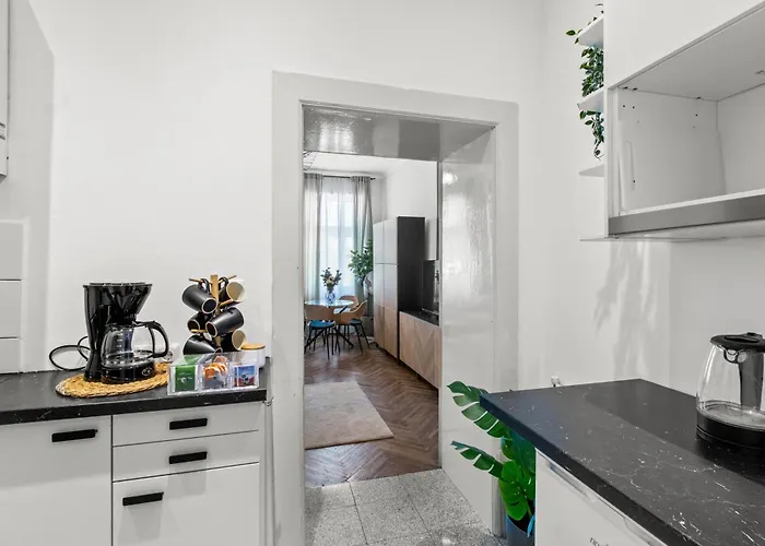 Apartament Monthly - - 5min To Metro U1 And Danube